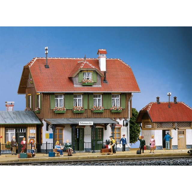 Pola 330901 Bahnhof Schönweiler
