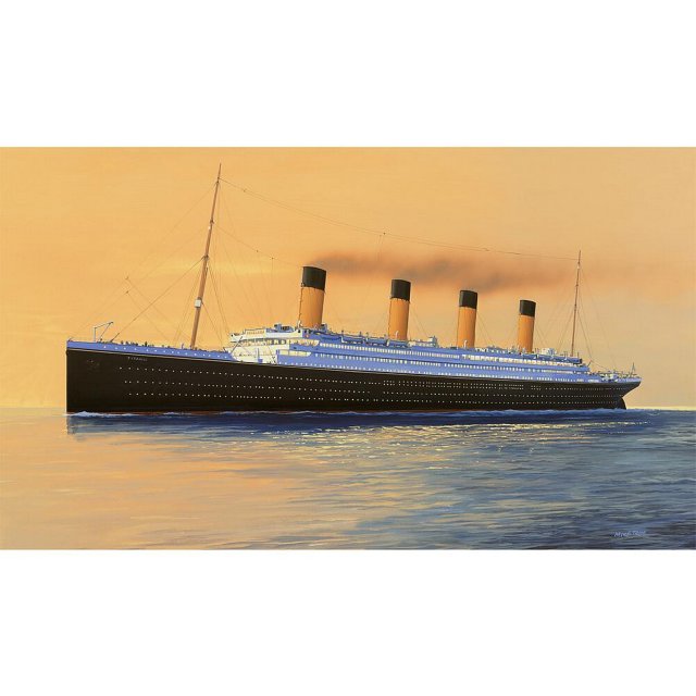Airfix A50164A 1/700 Medium Gift Set - RMS Titanic